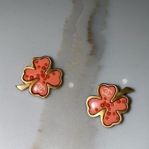Chanel Vintage Clover Clip On Earrings